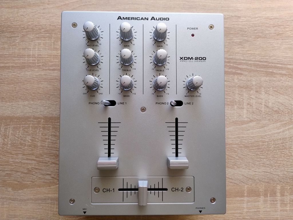 Микшер Anerican Audio XDM-200. Состояние! - фото фото фото 6