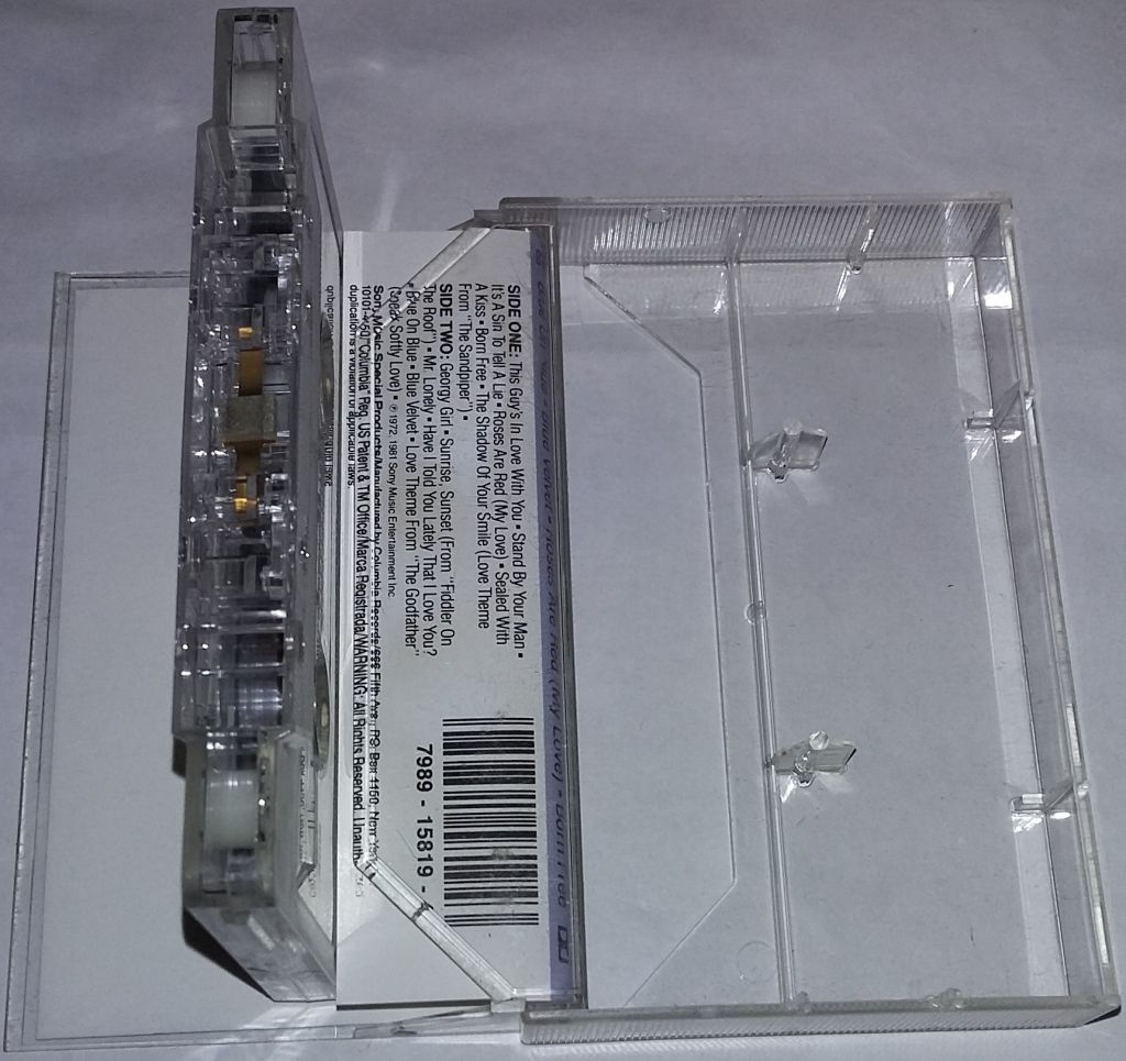BOBBY VINTON Bobby Vinton's Greatest Hits. Cassette  (US) - фото фото фото 2
