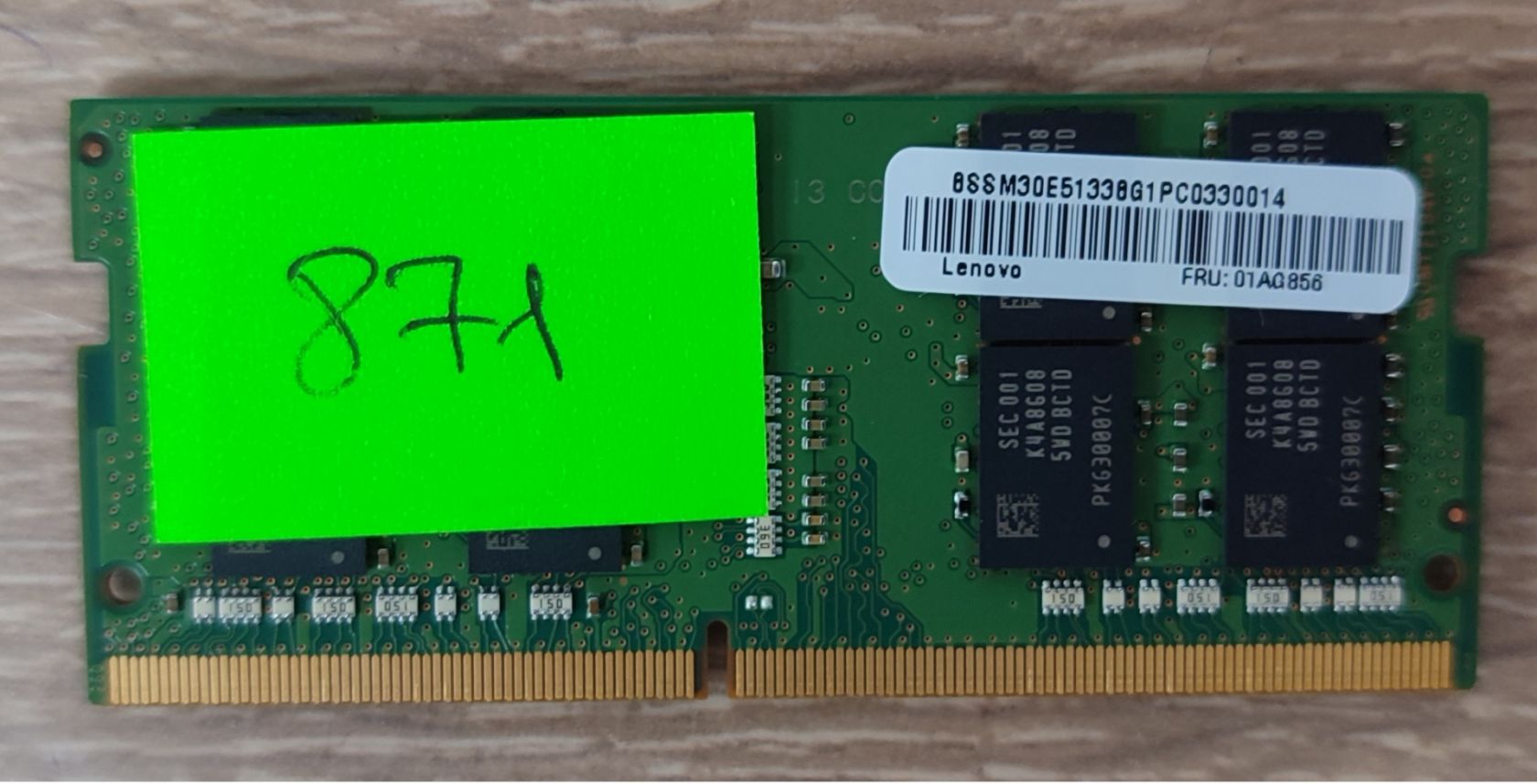 Оперативна пам'ять Samsung 16 GB SO-DIMM DDR4 2666 MHz -  (M471A2K43DB1-CTD) - б/у - фото фото фото 1
