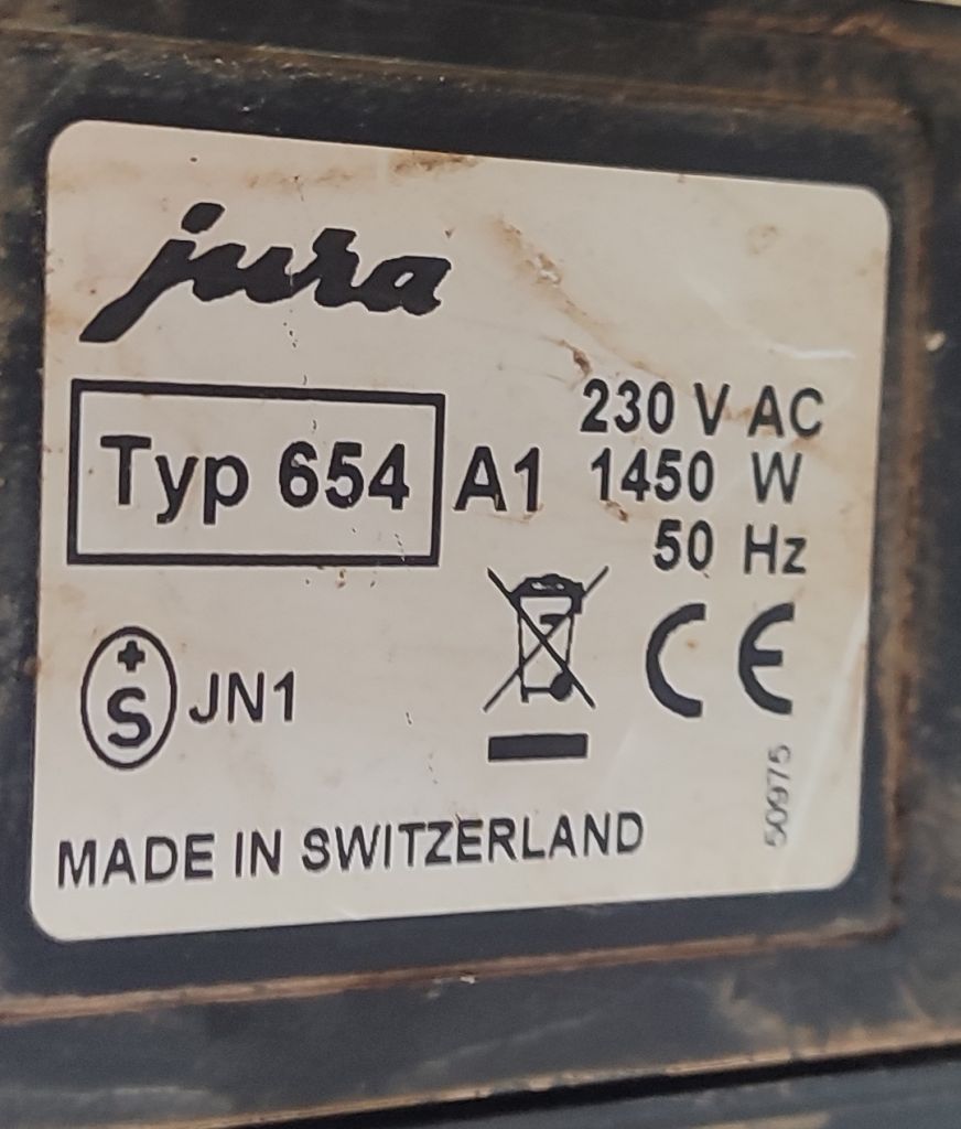 Вживана кавомашина Jura Impressa C9 автоматична з кавомолкою та капучинатором 15 Бар - фото фото фото 7