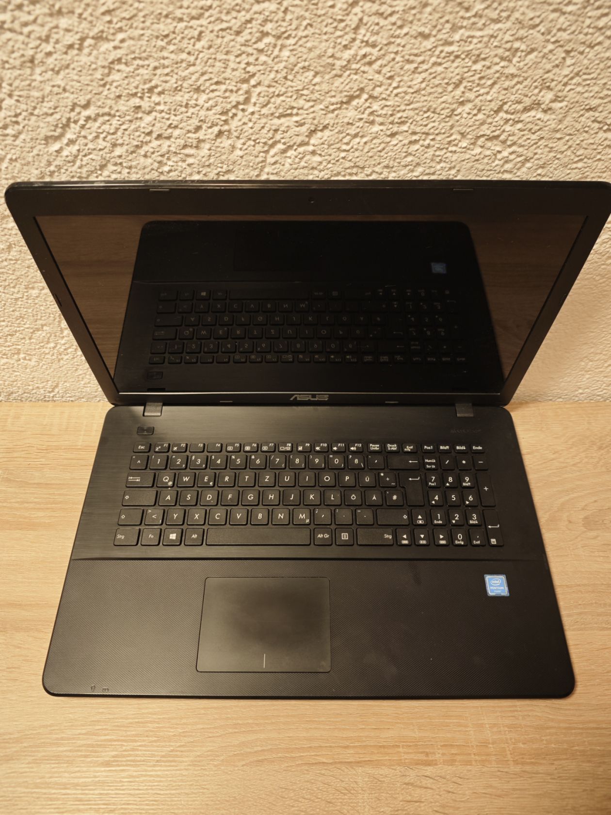 Ноутбук 17.3" Asus Intel Pentium N3700/DDR3 8Gb/HDD 1Tb/Intel - фото фото фото 0