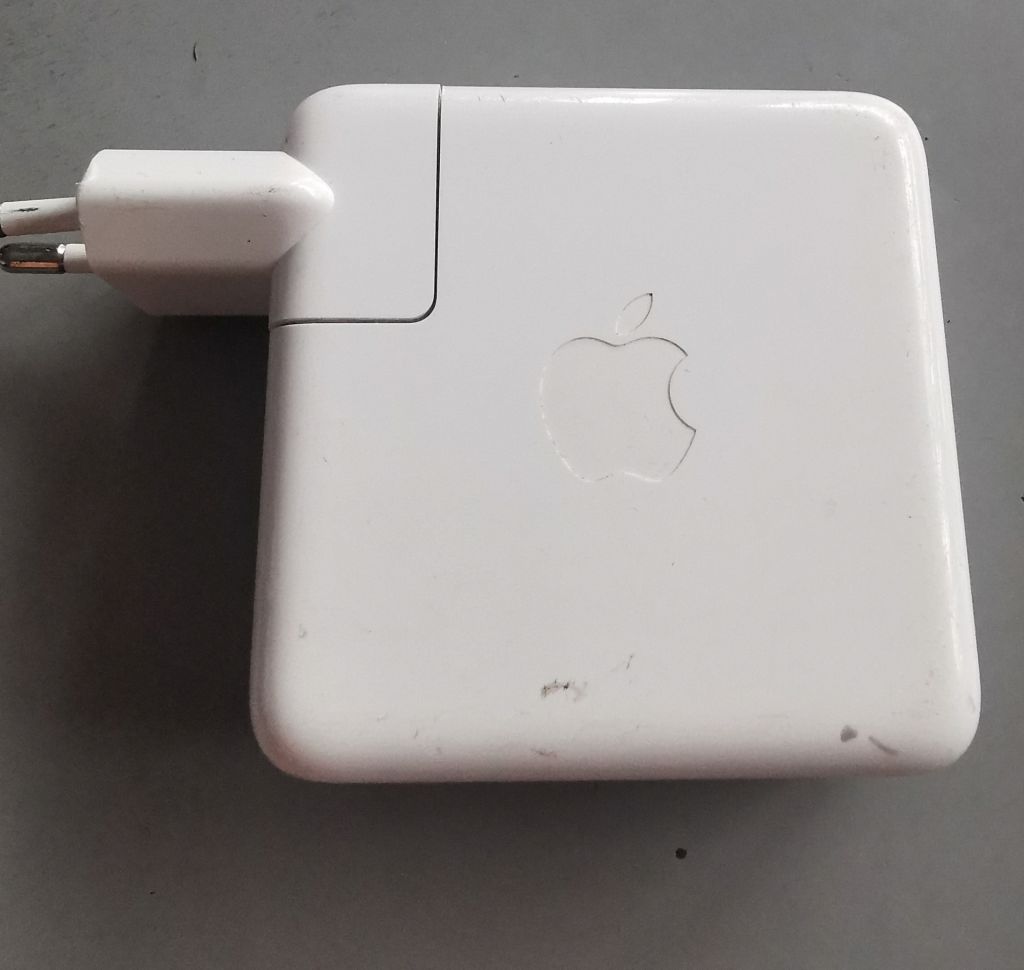 Зарядное устройство для Apple MacBook 61W USB-C Power Adapter A1947 - фото фото фото 4
