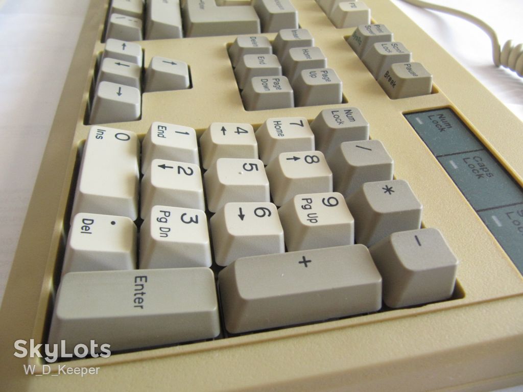 BTC 5339R AT / DIN, "вічна" механічна foil&amp;foam, сталеве дно, 1991 рік, колекційна клавіатура - фото фото фото 4