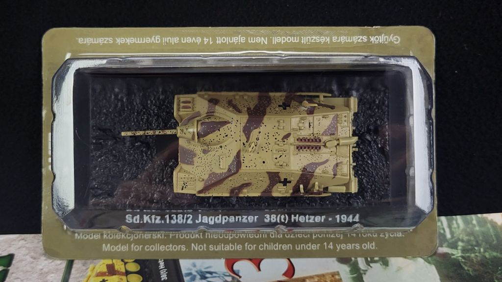 Sd.Kfz.138/2 Jagdpanzer 38 (t) - 1944  ( Amercom) 1/72 - фото фото фото 4