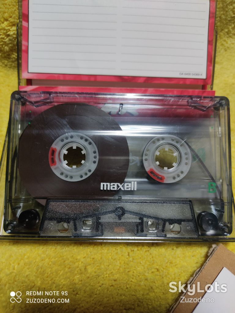 Б/У Аудио кассета MAXELL UR 90 - фото фото фото 2