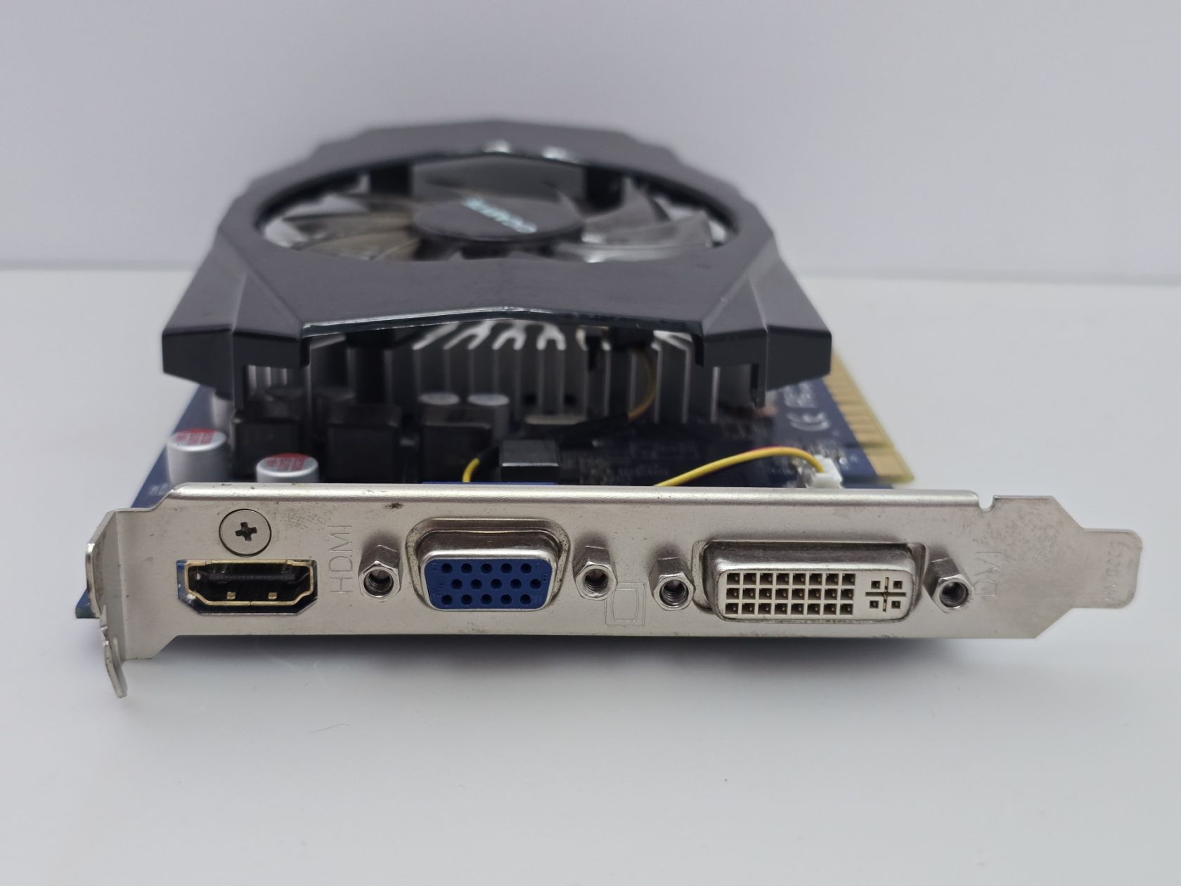 Видеокарта GIGABYTE GeForce GT 630 2GB   (GDDR3,128 Bit,HDMI,PCI-Ex,Б/у) - фото фото фото 1