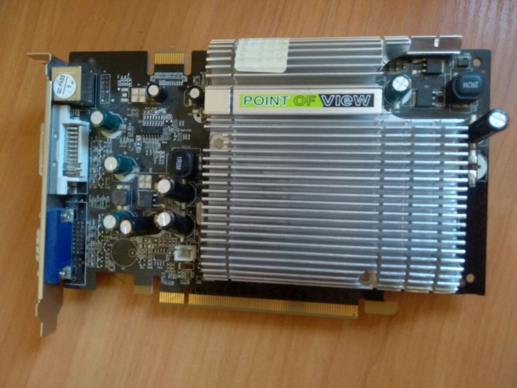 Видеокарта NVIDIA GeForce 7600 GS - фото фото фото 0