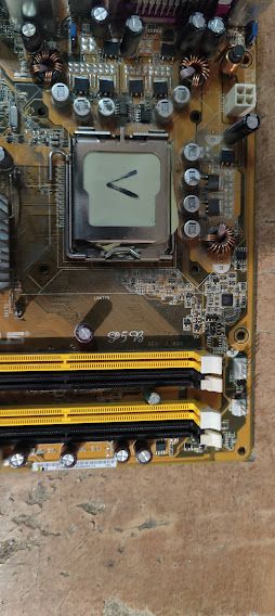 Мат. плата ASUS P5B LGA775 P965 PCI-E+GbLAN SATA ATX 4DDR2 № 230105 - фото фото фото 1