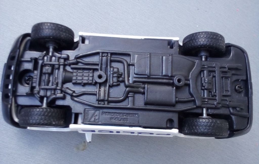 1/43 Hongwell Mercedes Benz ML Police  Cararama - фото фото фото 6
