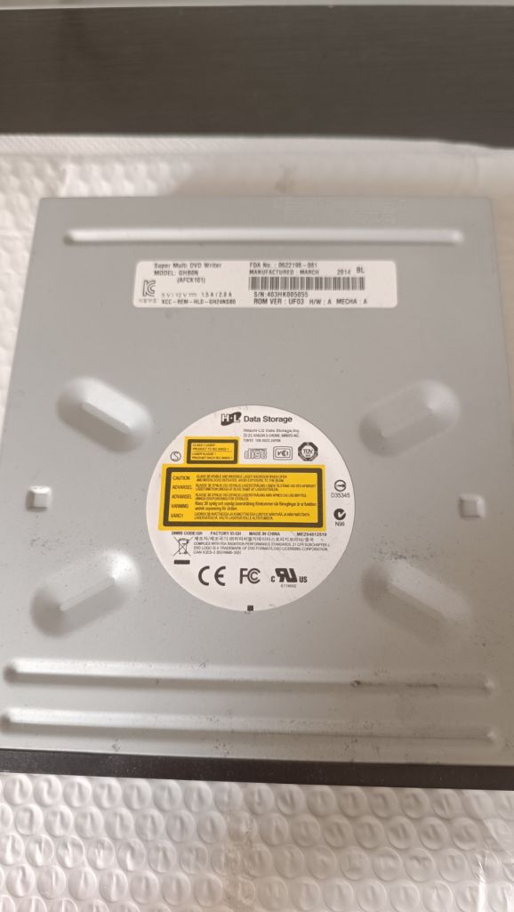 H-L Data Storage Super Multi DVD Writer - фото фото фото 1