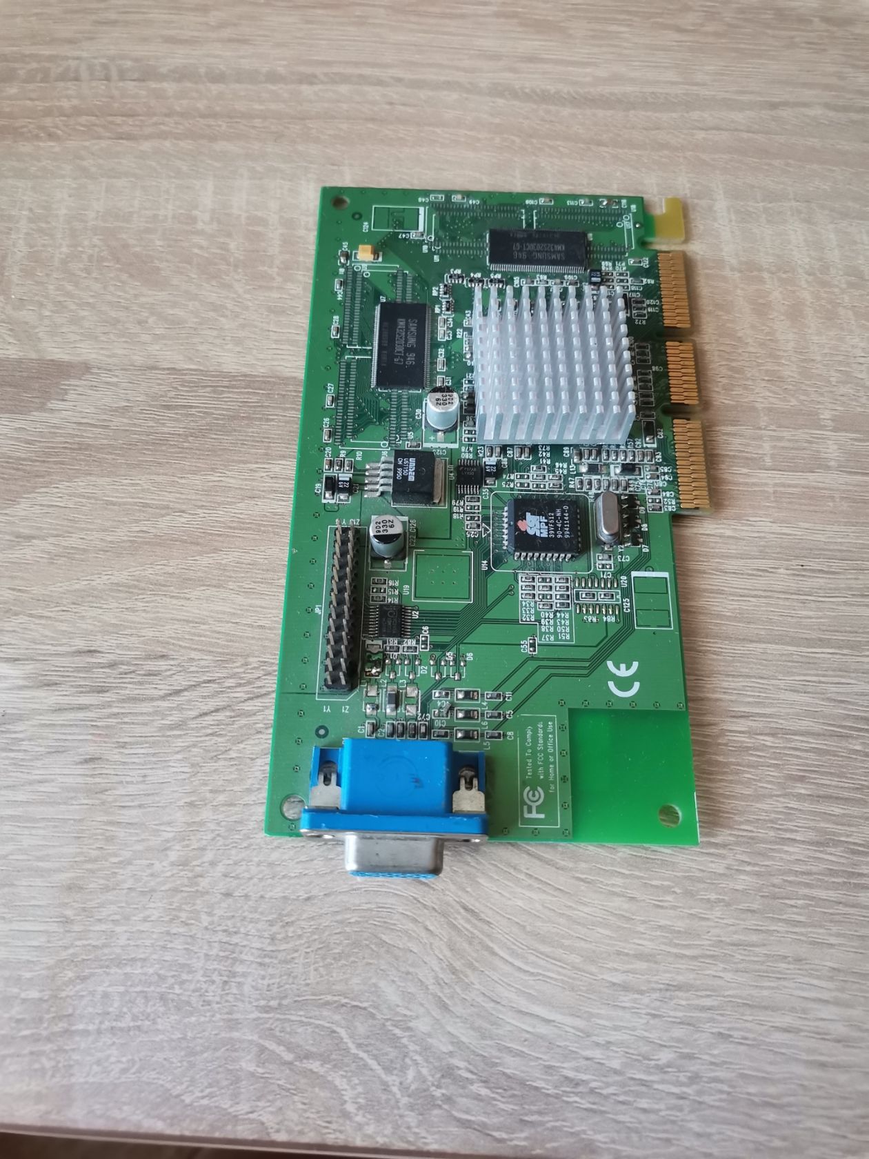 Видеокарта Creative Labs 3D Blaster TNT2 M64 CT6980 AGP 4x 64mb SDRAM - фото фото фото 0