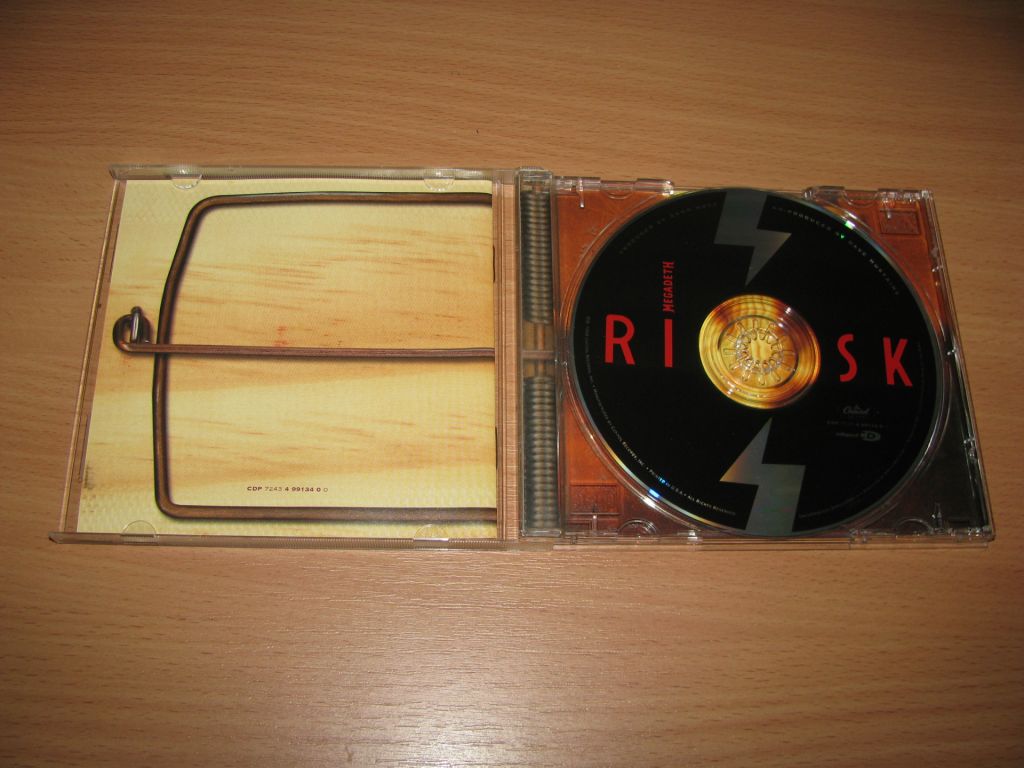 MEGADETH - Risk   (1999 Capitol 1st press,USA) - фото фото фото 1