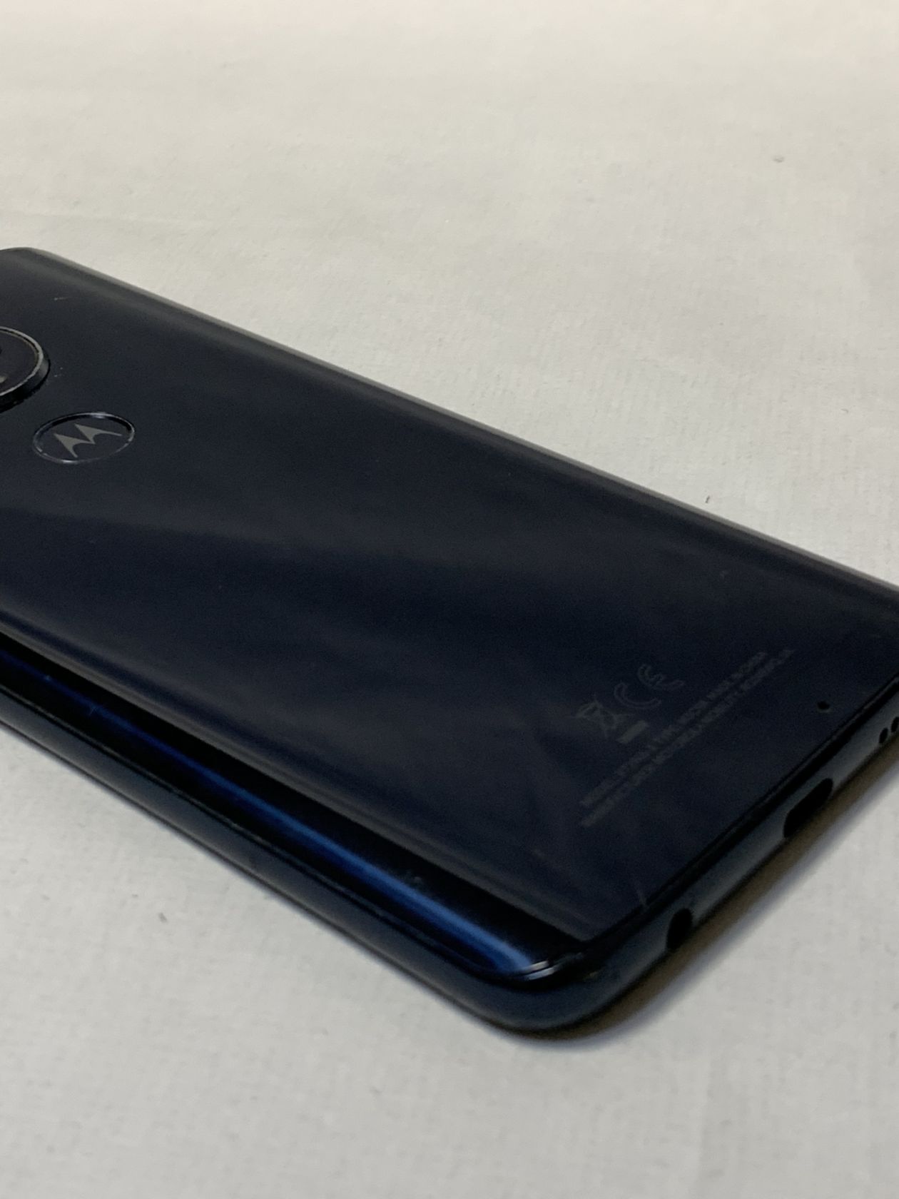 Motorola Moto G7 Plus XT1965-3 4/64GB Dual - фото фото фото 3