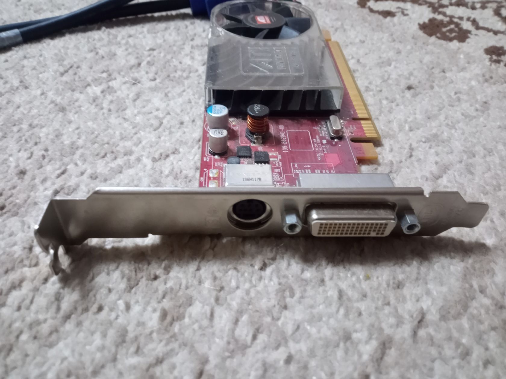 Відеокарта  Radeon HD 3450 - фото фото фото 0