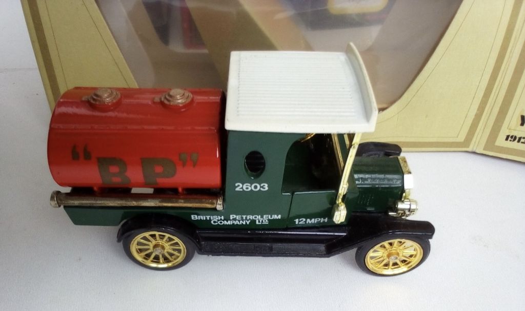 Matchbox Models of Yesteryear Y-3 1912 Ford Model T Tanker [BP]. - фото фото фото 7