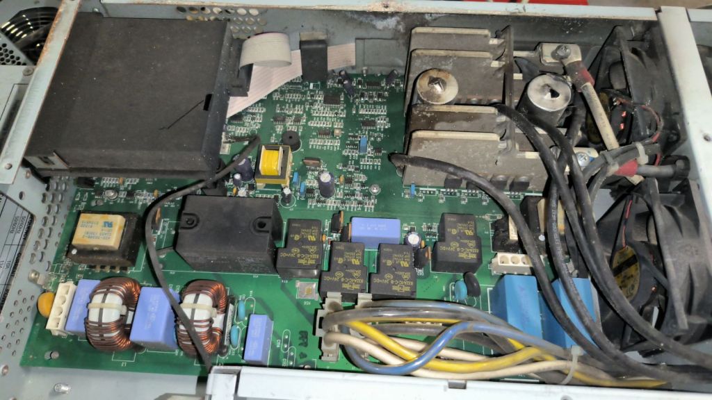 Бесперебійник APC Smart-UPS 3000 SUA3000RMI2U №1x - фото фото фото 4