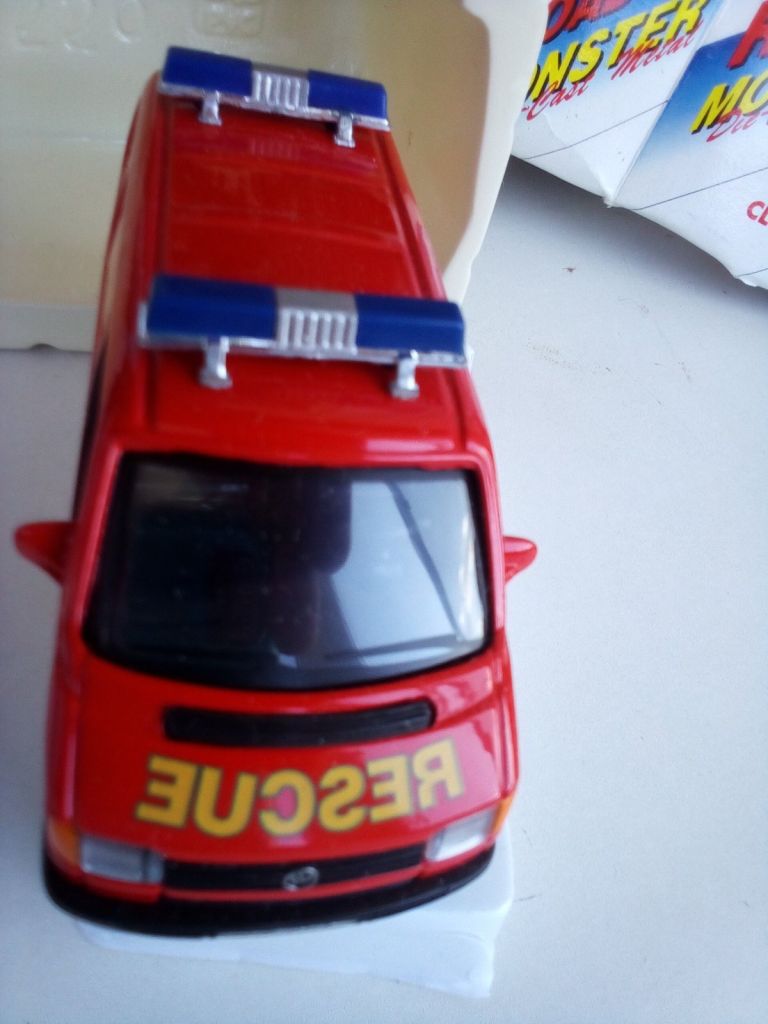 Hongwell 1/43 VOLKSWAGEN T4 Cararama fire - фото фото фото 7