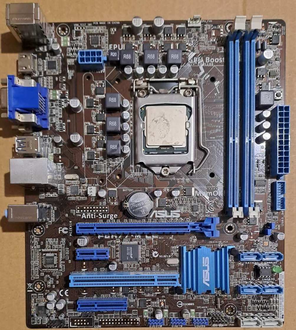 материнка    Asus P8H77-M LE + i3-2100  неробоча - фото фото фото 0