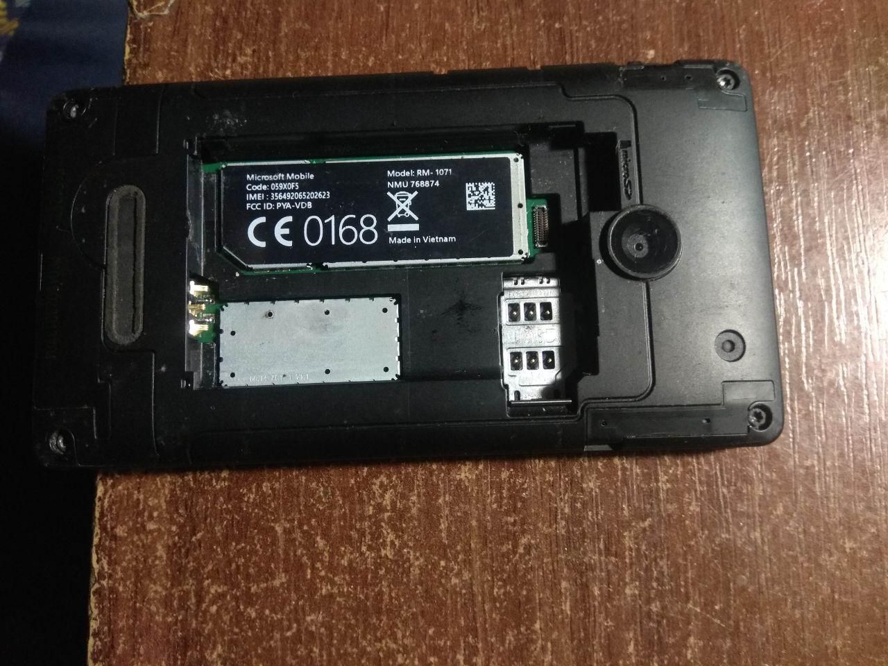Смартфон Nokia Lumia 435 включається - фото фото фото 3