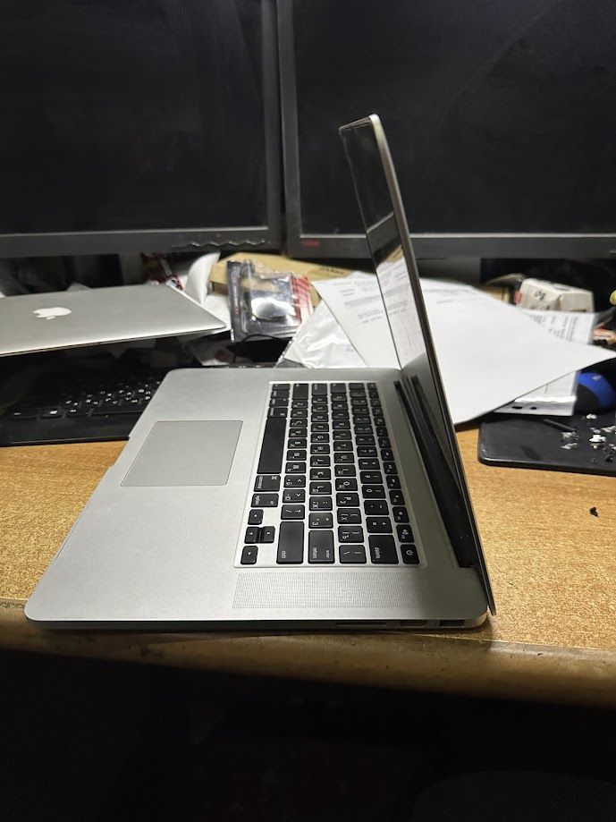 Ноутбук Apple MacBook Pro 15" Retina Mid 2016 № 251512701 - фото фото фото 2