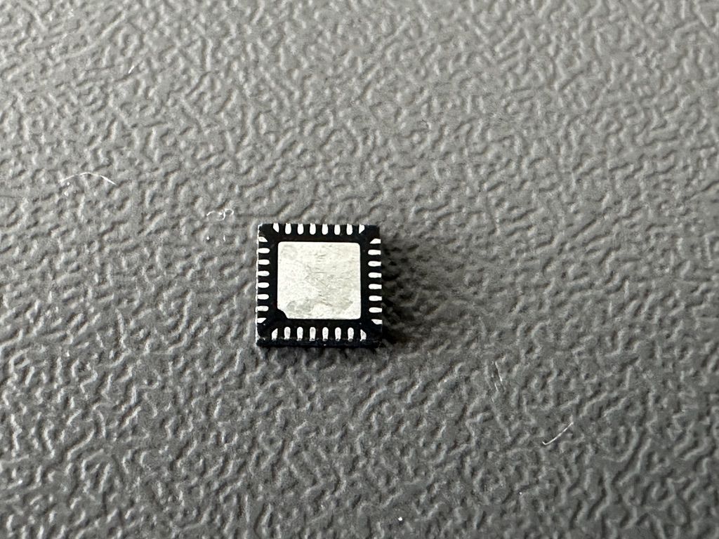 Мікросхема Intersil ISL95521HRZ Original - фото фото фото 2
