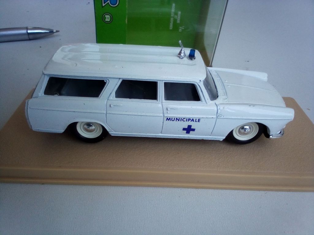 PEUGEOT 404 MUNICIPALE AMBULANCE 1964 by Eligor 1:43 - фото фото фото 0