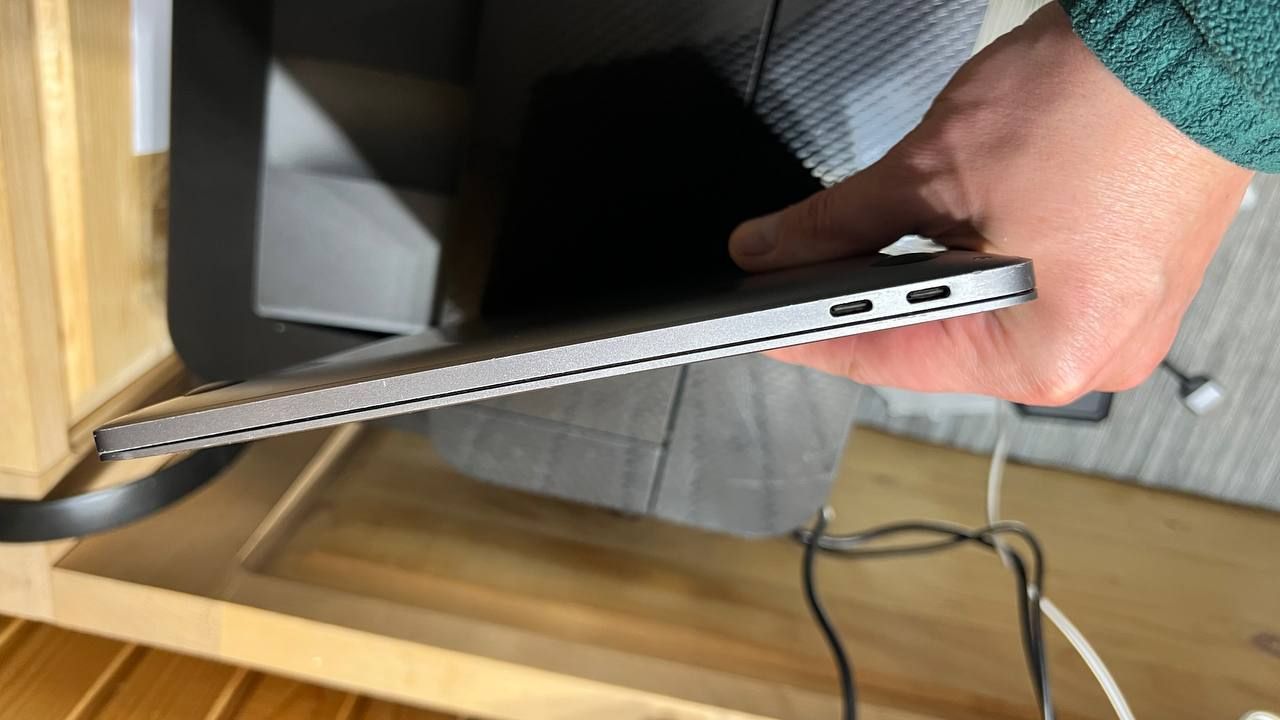 Macbook Pro Retina Early 1708 2017 - фото фото фото 9