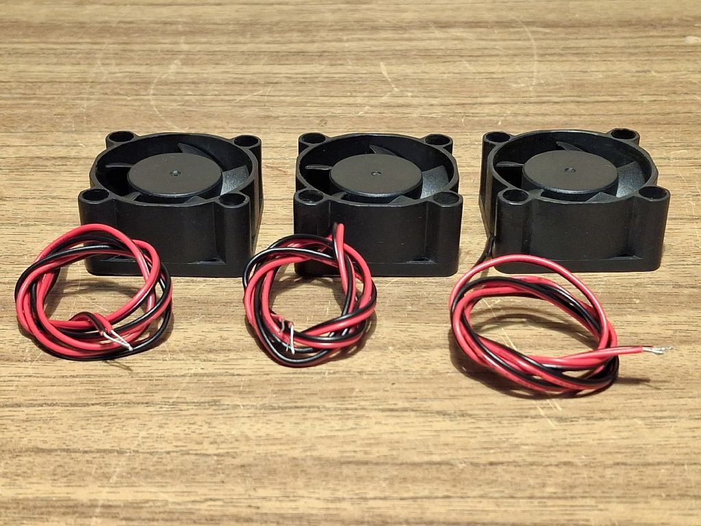 Вентилятор компьютерный 4x4x2см Evercool EC4020M12S  (12V - 0.08A) - фото фото фото 2