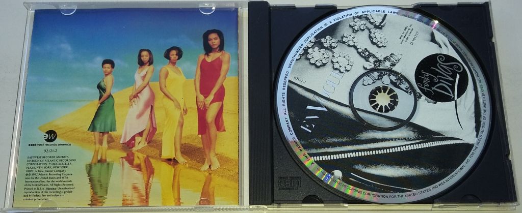 EN VOGUE  Funky Divas  CD US - фото фото фото 1