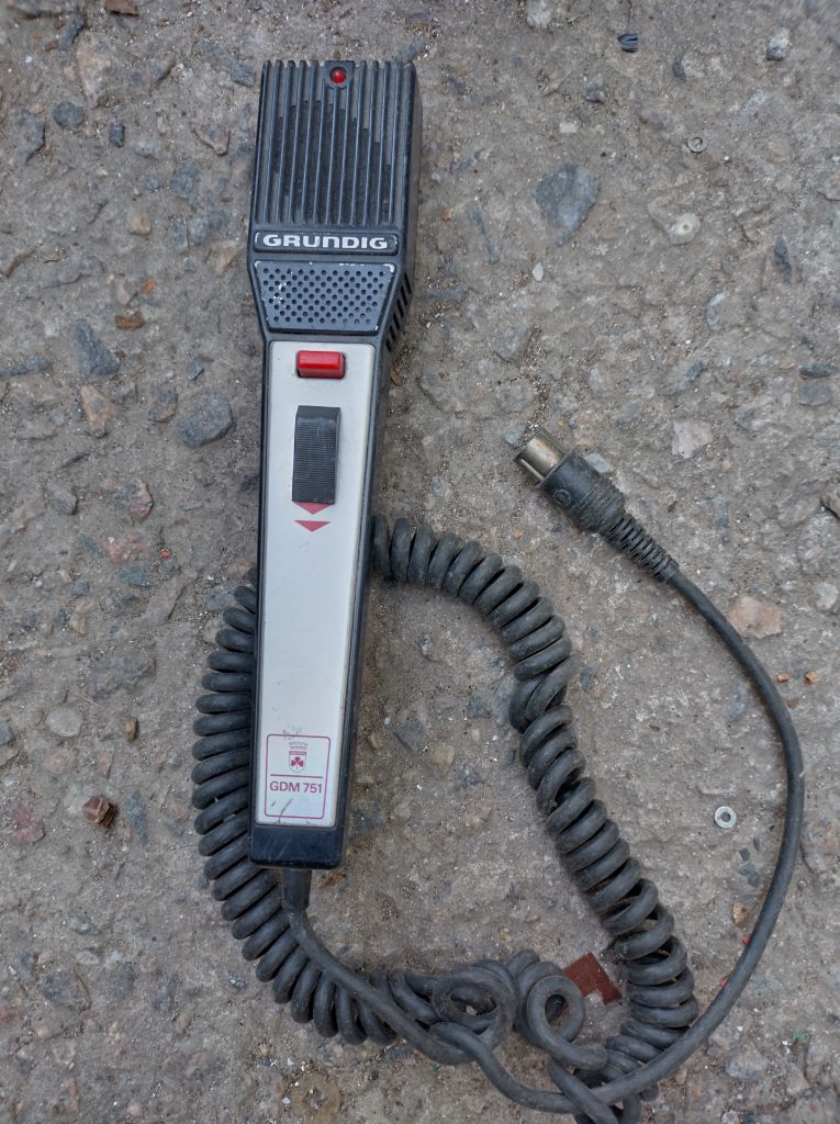 Микрофон GRUNDIG GDM 751 б.у. в коллекцию - фото фото фото 0