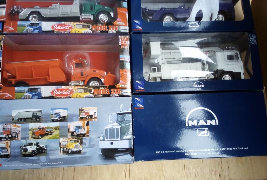 Вантажівки New Ray моделі 1:43 Peterbilt MAN - фото фото фото 9