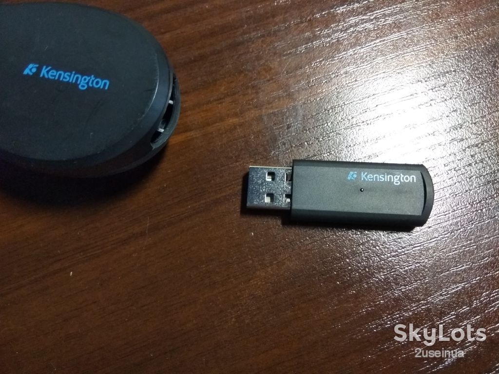 Лазерная указка Kensington Wireless Presenter 33374 - фото фото фото 2