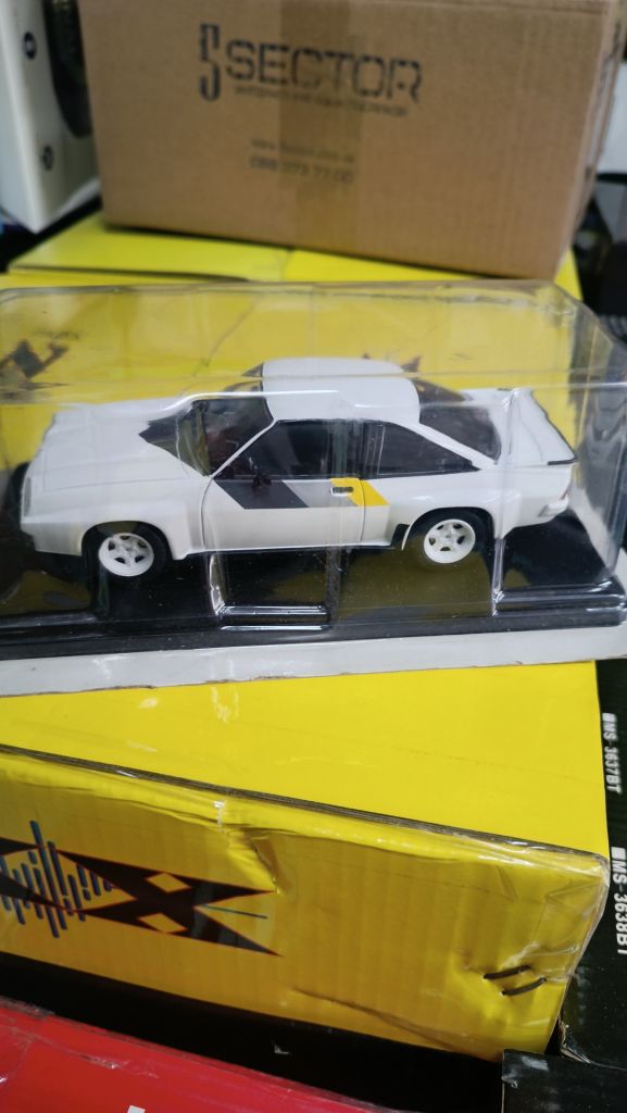 Opel manta 1:24 - фото фото фото 0