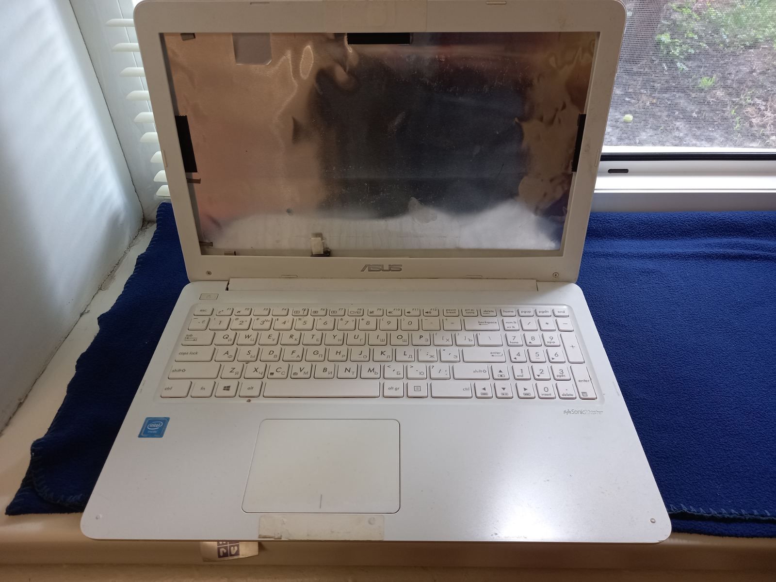 Ноутбук Asus E502M - фото фото фото 0