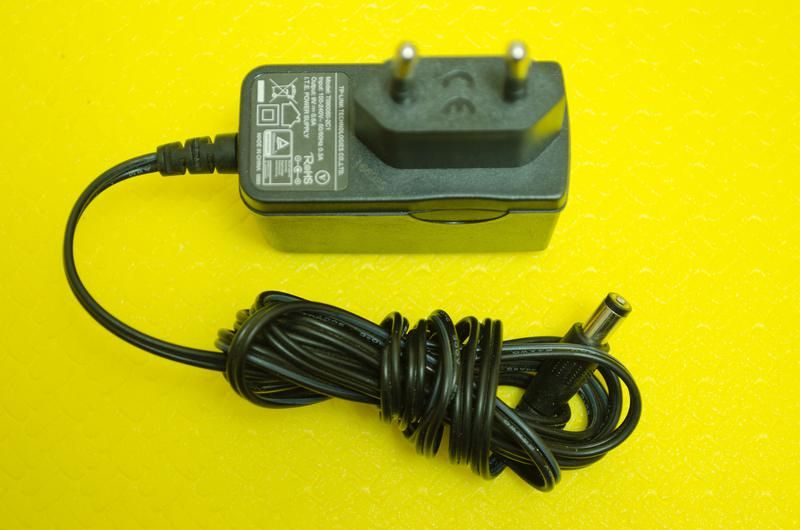 Зарядка Зарядний TP-Link 9v 0.6 A T090060-2C1 - фото фото фото 1