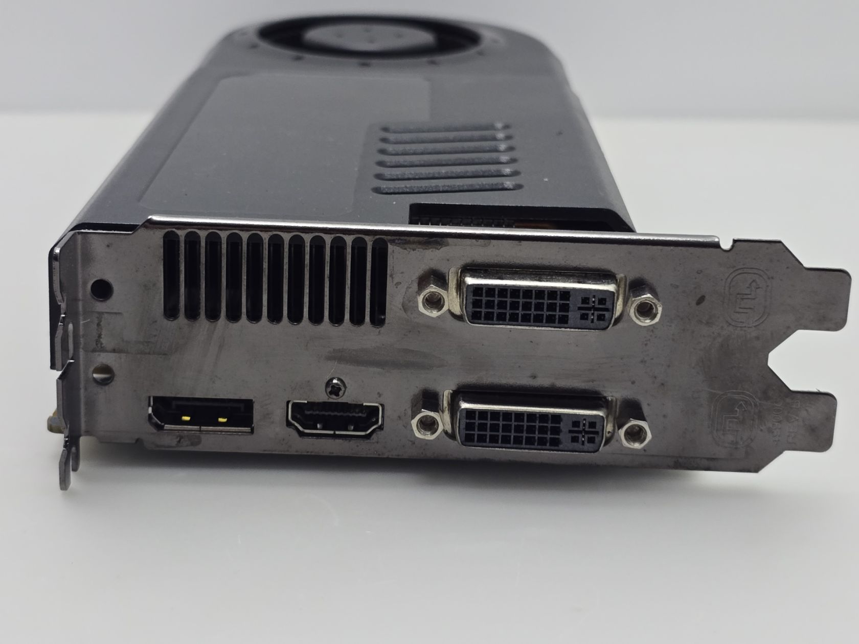 Відеокарта ATI Radeon HD 5850 1GB  (1GB,GDDR5,256 Bit,HDMI,PCI-Ex,Б/у) - фото фото фото 1