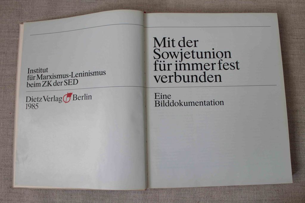Книга Mit der Sowjetuniоn fr immer fest verbunden - фото фото фото 1