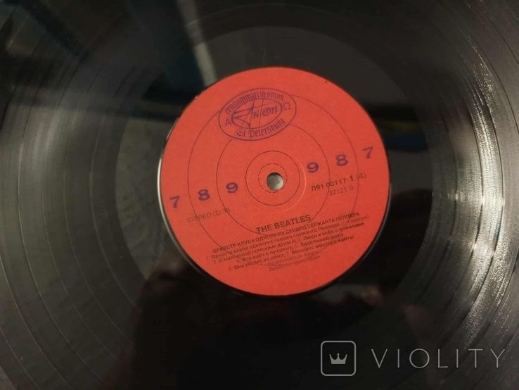 Пластинки The Beatles Revolver / Sgt. Peppers Lonely Hearts Club Band - фото фото фото 1