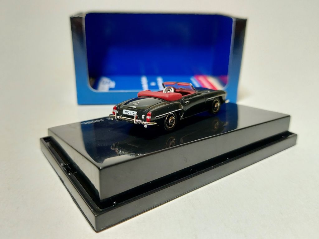 Ricko 1:87 Mercedes-Benz 190SL  (W121) black - фото фото фото 3