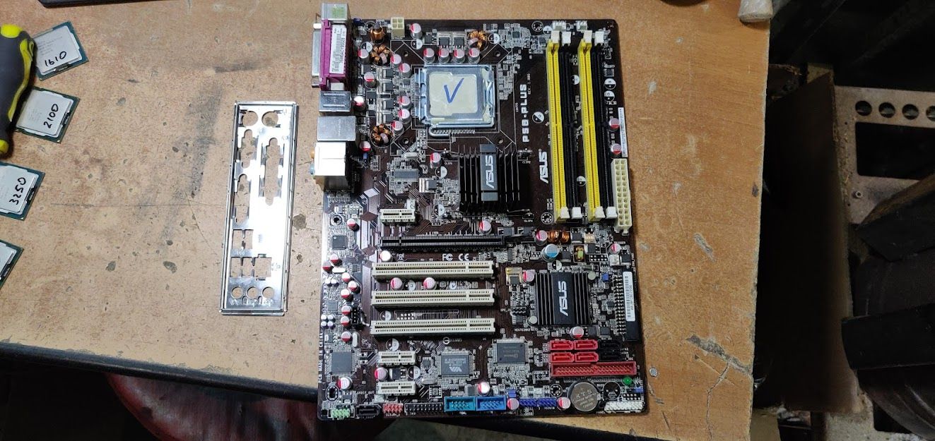 Мат. плата ASUS P5B-PLUS LGA775 P965 PCI-E+GbLAN+1394 SATA RAID ATX 4DDR2 № 210912 - фото фото фото 0