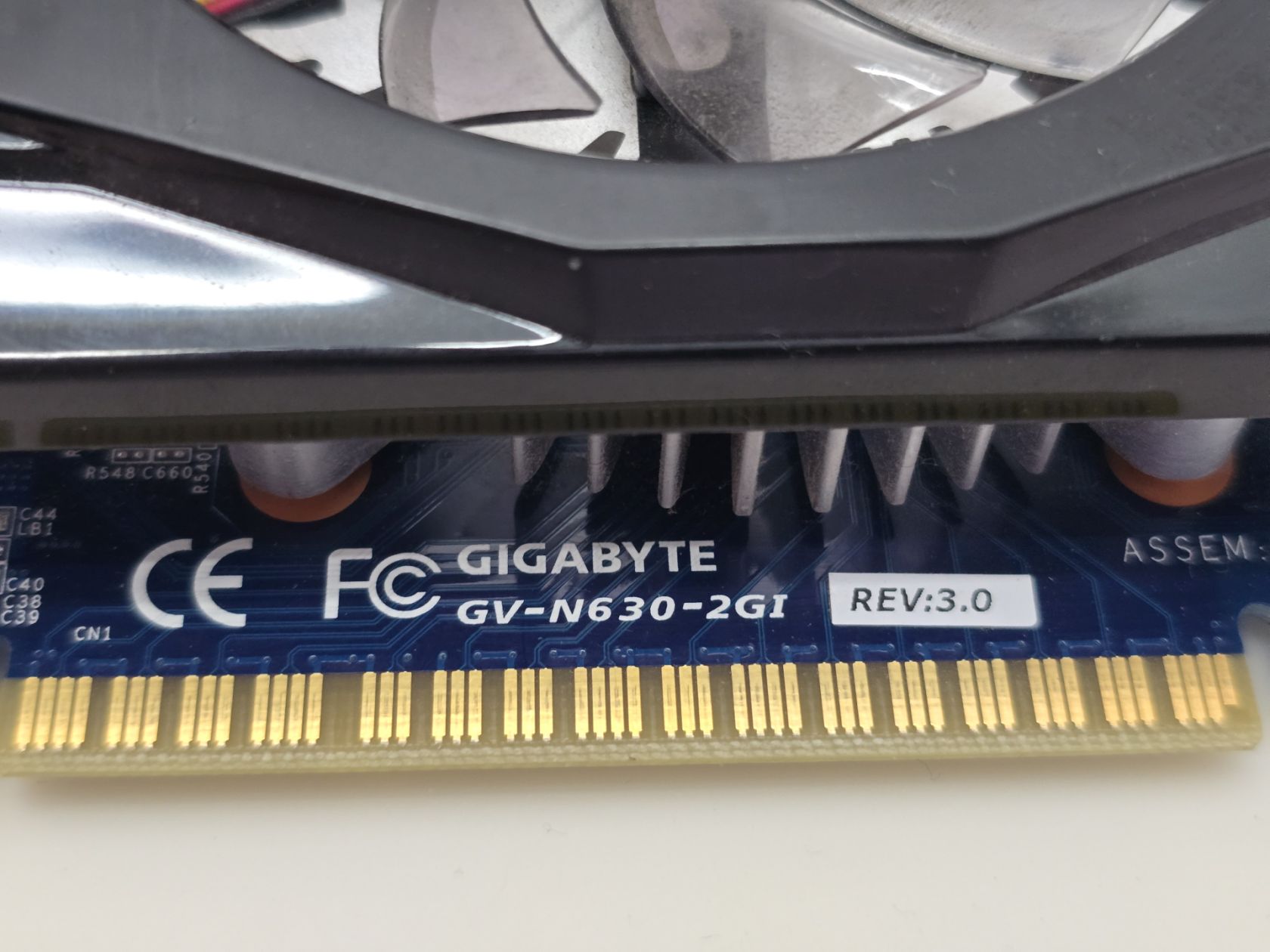 Видеокарта GIGABYTE GeForce GT 630 2GB   (GDDR3,128 Bit,HDMI,PCI-Ex,Б/у) - фото фото фото 2