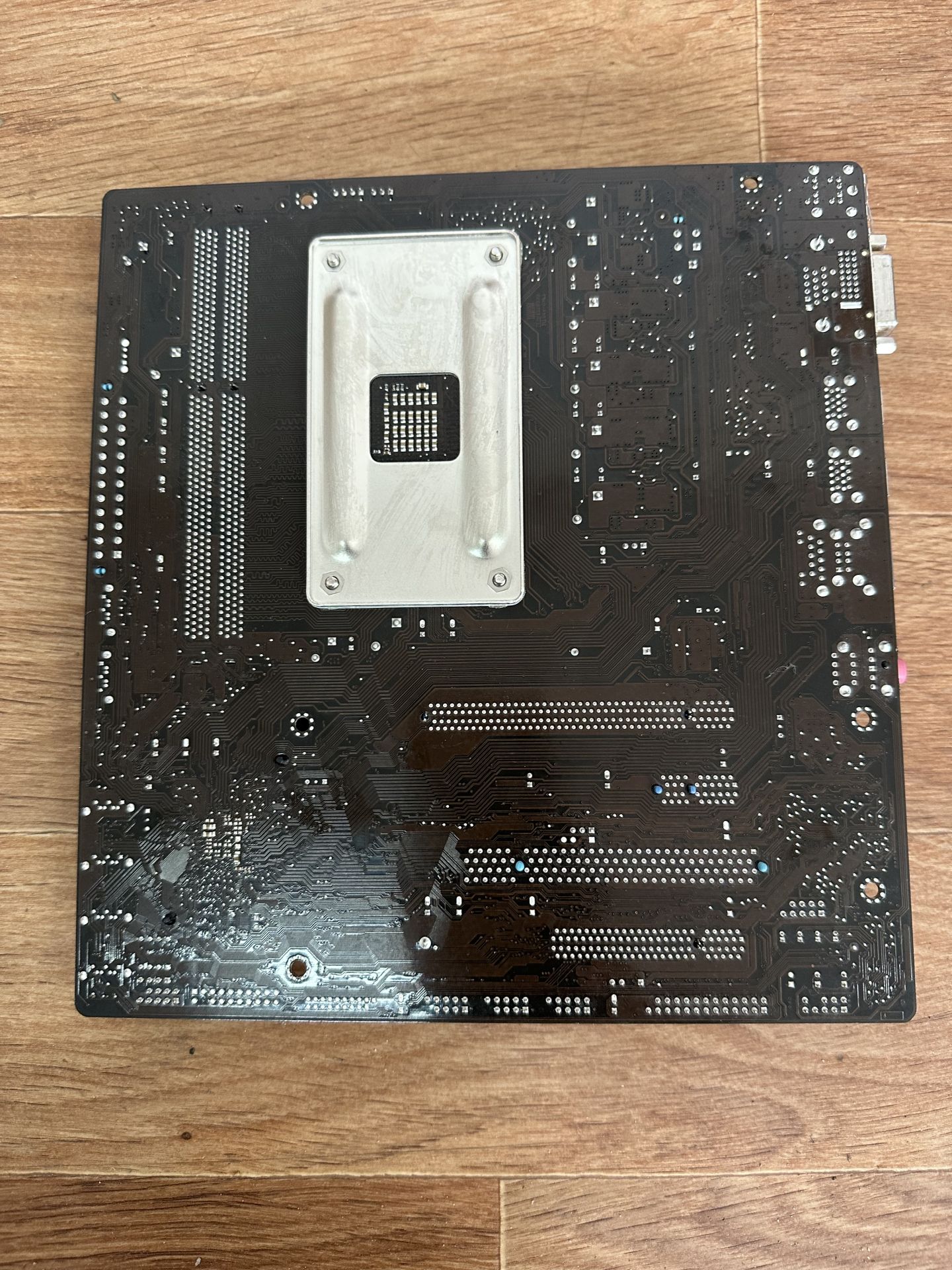 Материнська плата Asus F1A55-M LE + Процесор A6 3600 - фото фото фото 3