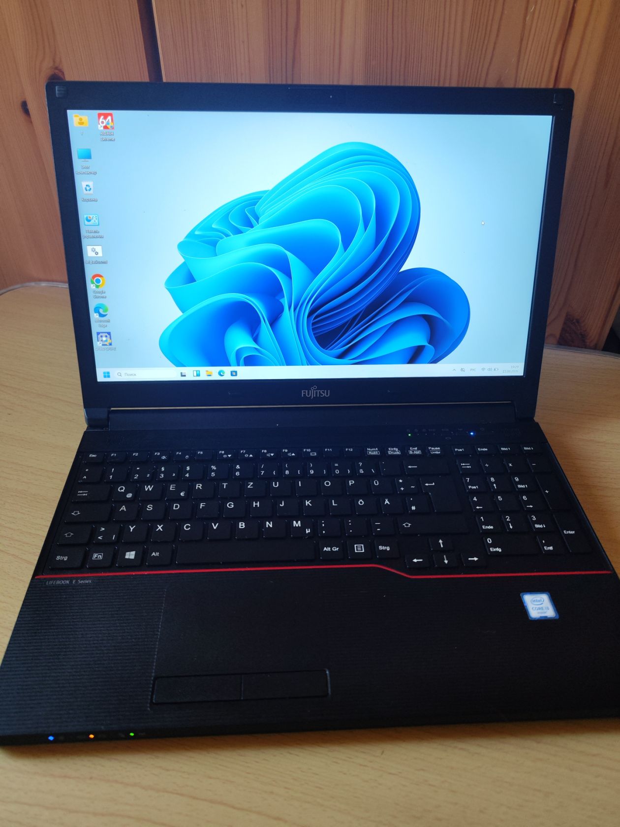 Fujitsu LifeBook E556  Core i3-6100U - фото фото фото 0