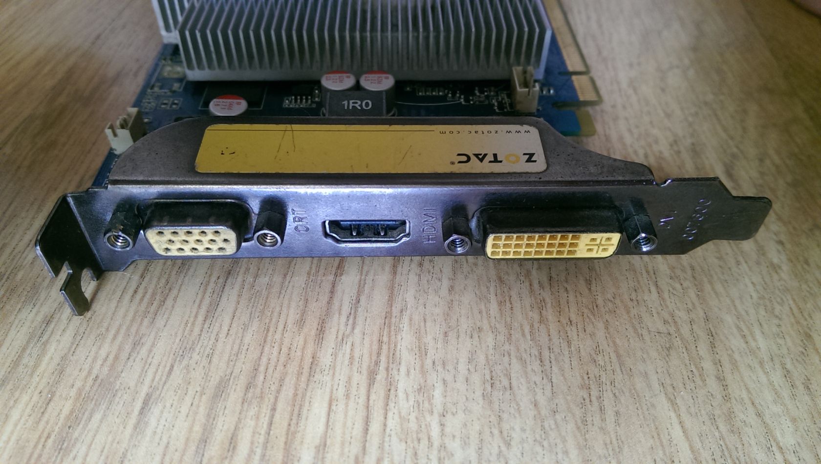 Zotac GeForce 9500GT Nvidia 1 GB видео карта - фото фото фото 4