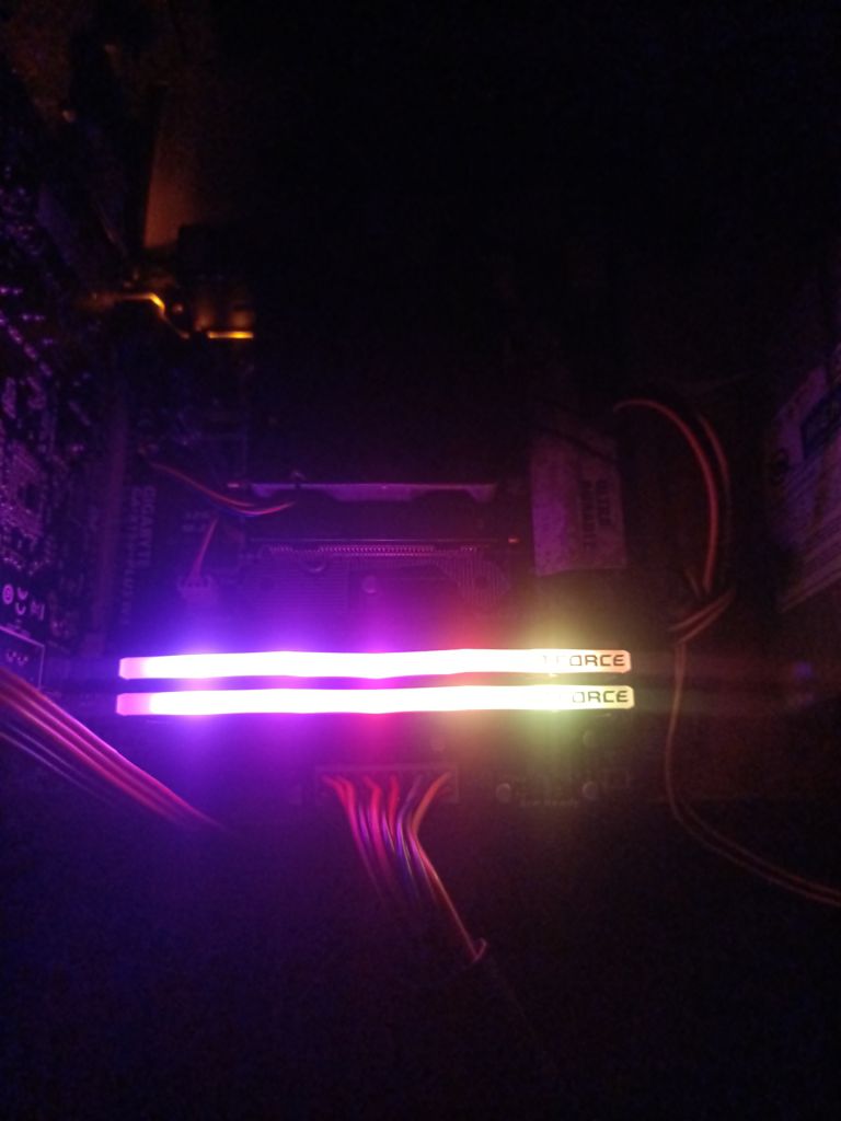 Team T-Force 32Gb   (2x16Gb) DDR4 3000MHz - фото фото фото 3