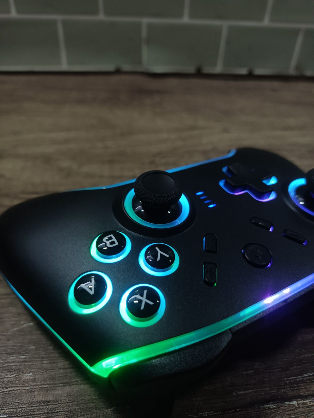 Бездротовий геймпад з RGB підсвічуванням 3870 - фото фото фото 6
