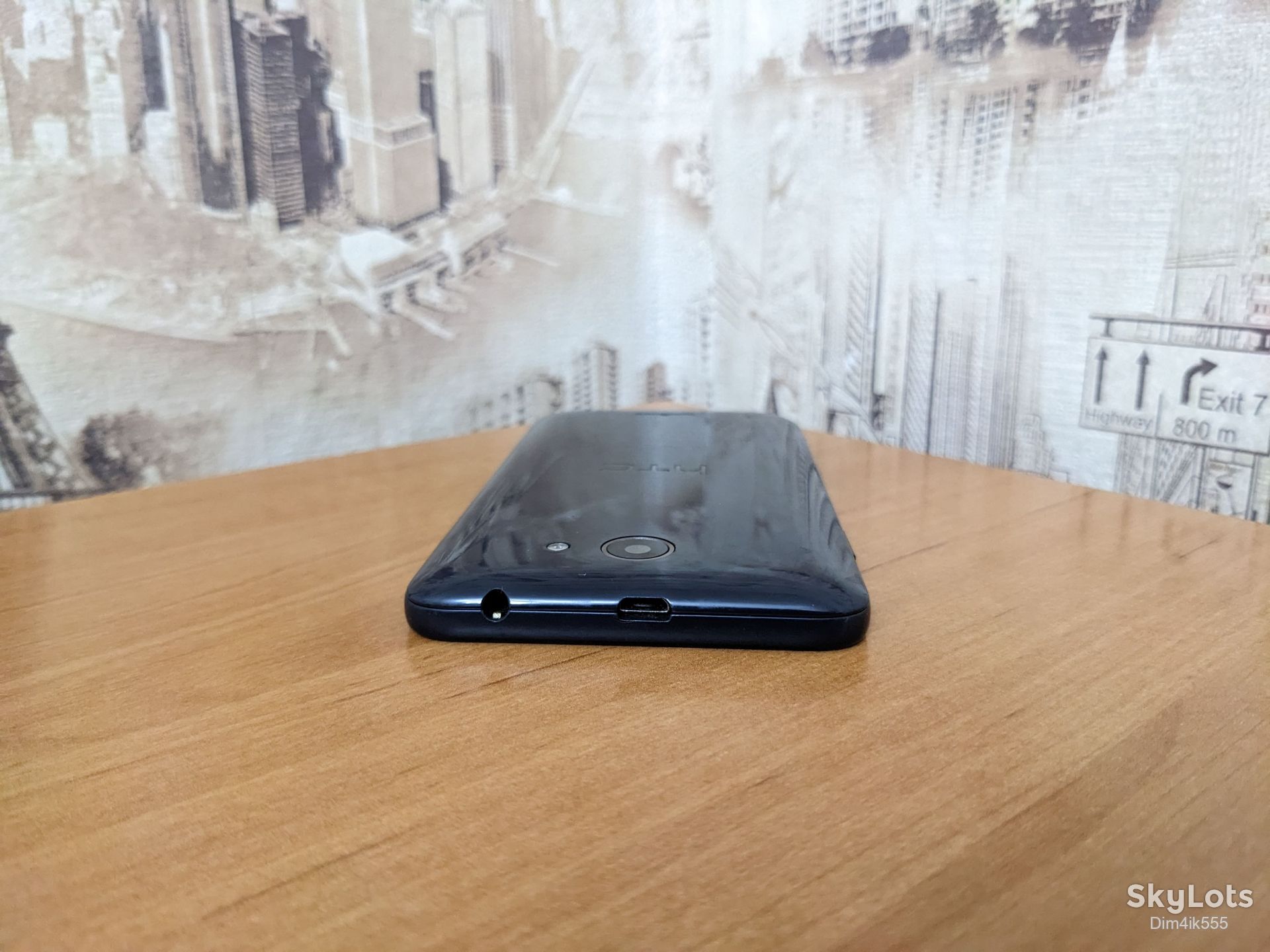Смартфон HTC Desire 516 Dual Sim - фото фото фото 3