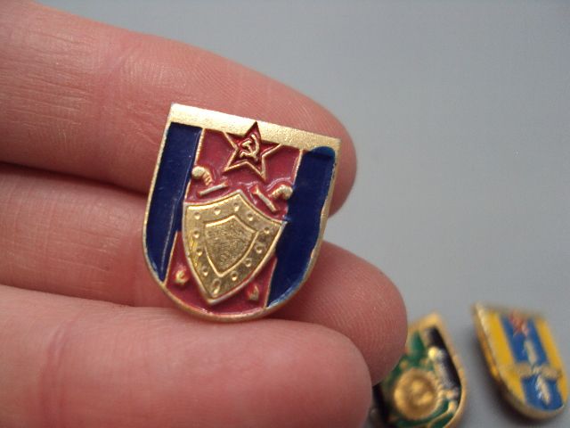 Знак Оркестровые войска, Военная юстиция прокуратура, Инженерные войска, Авиация ссср лот 4шт №16338 - фото фото фото 3