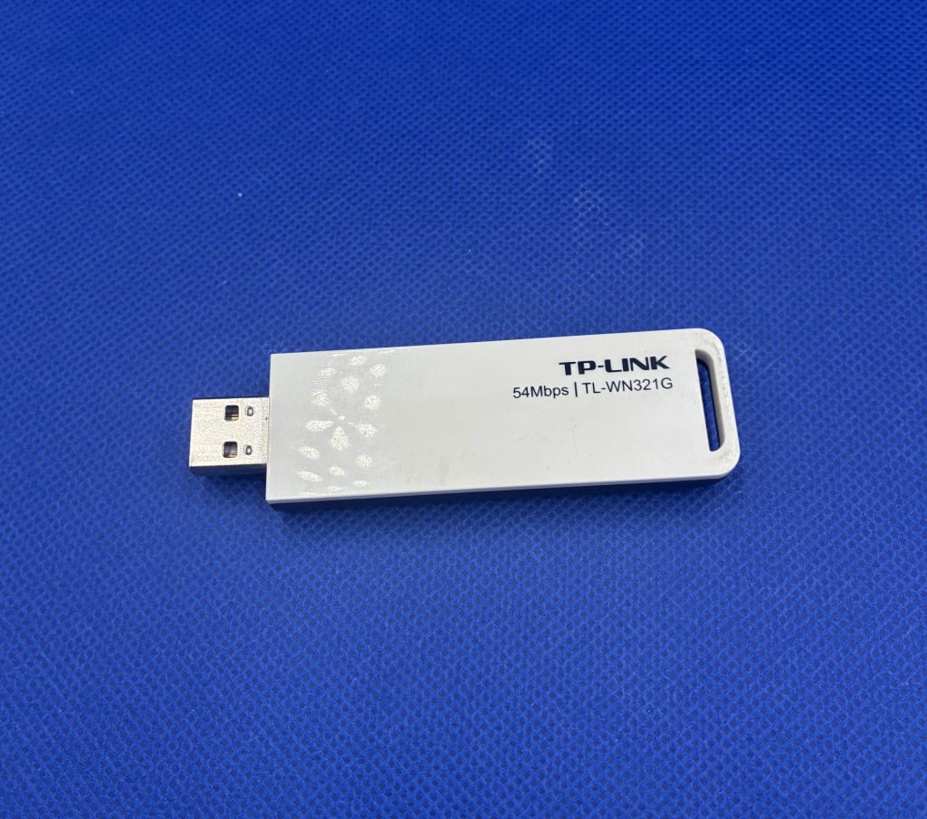 Wi-Fi USB адаптер TP-Link TL-WN321G в рабочем состоянии - фото фото фото 0