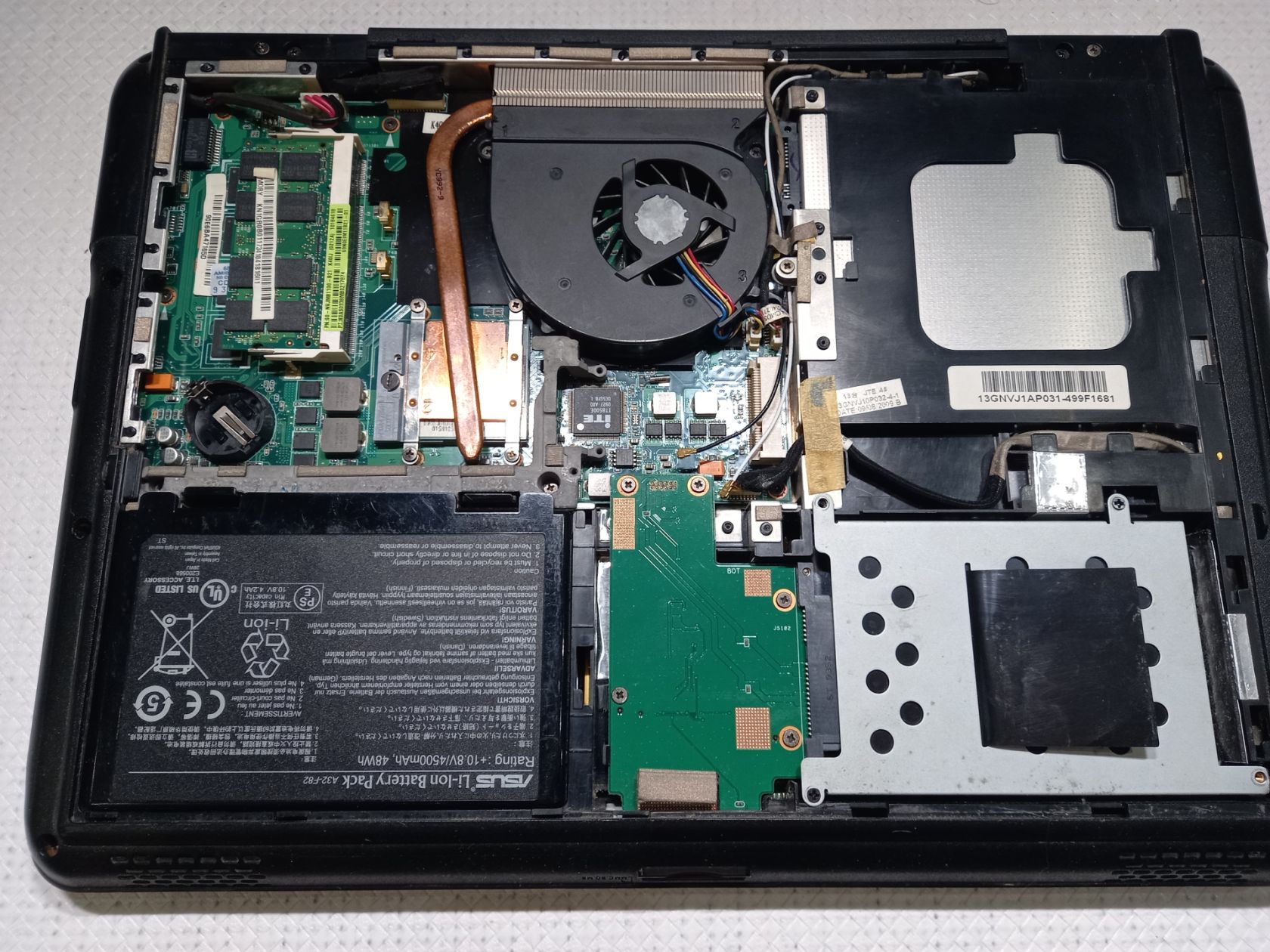 Ноутбук ASUS K40AF - фото фото фото 3